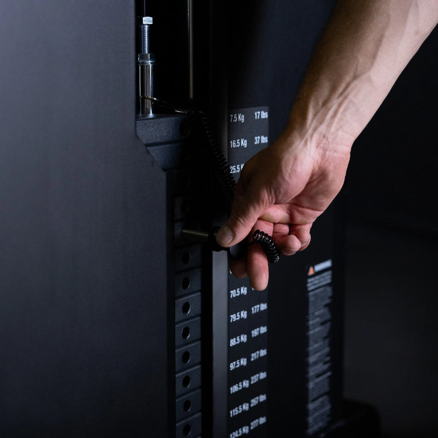 Pin Select V Squat