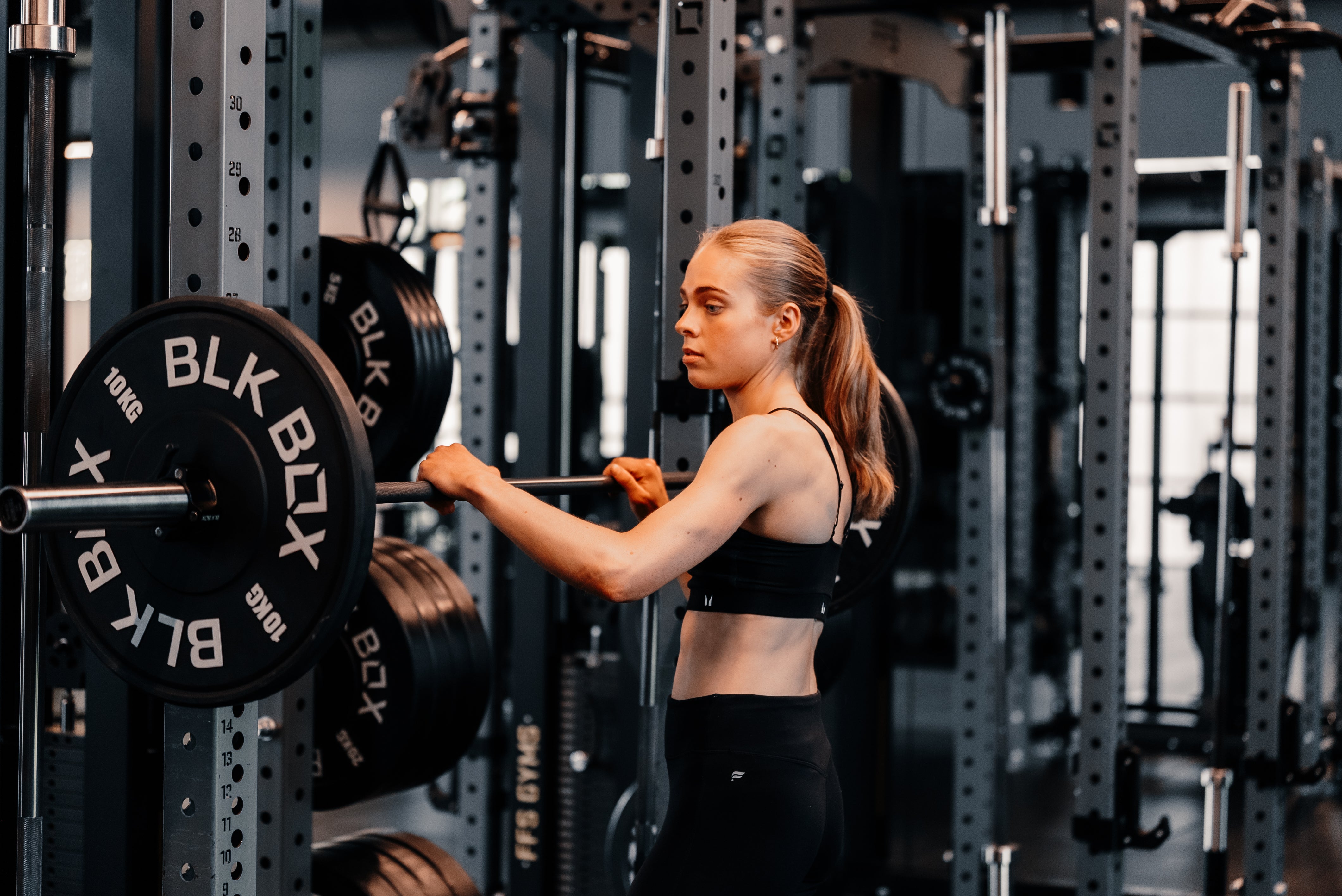 Utility Bar - 20kg 7ft Olympic Barbell