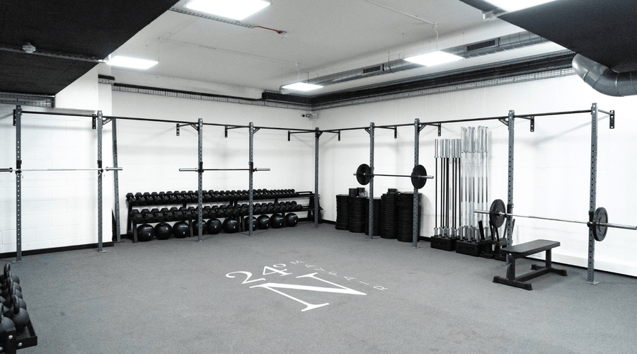 24N Mayfair - BLK BOX