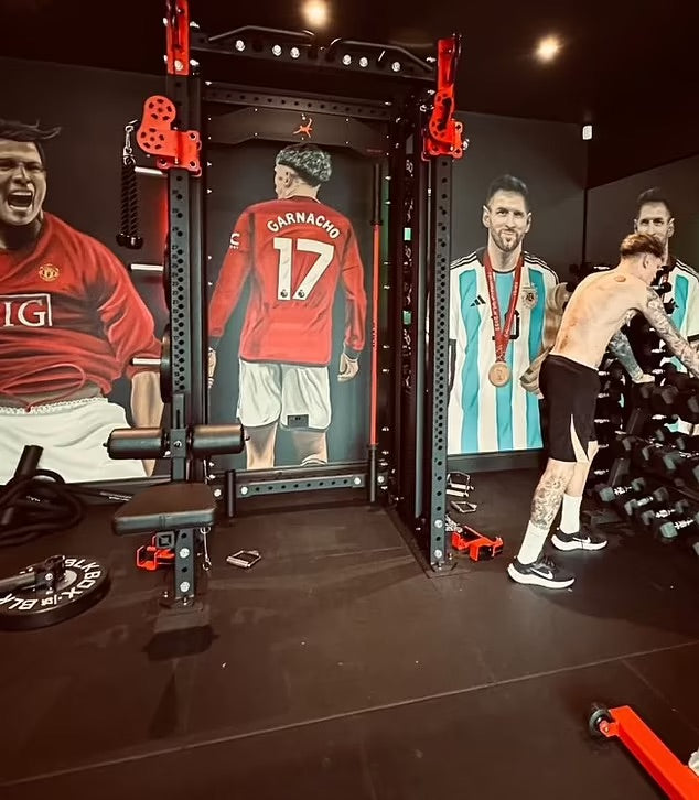 Inside the Build: Alejandro Garnacho’s Home Gym