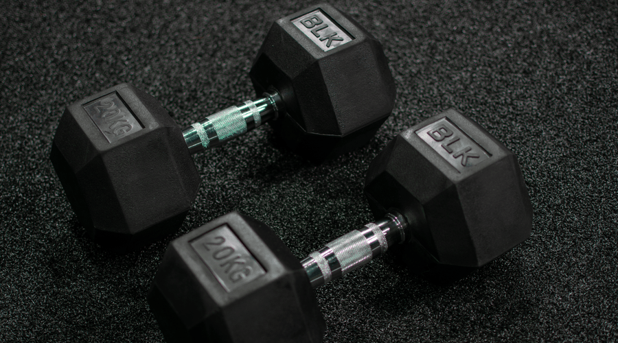 How to Incorporate Dumbbells into Workouts - BLK BOX