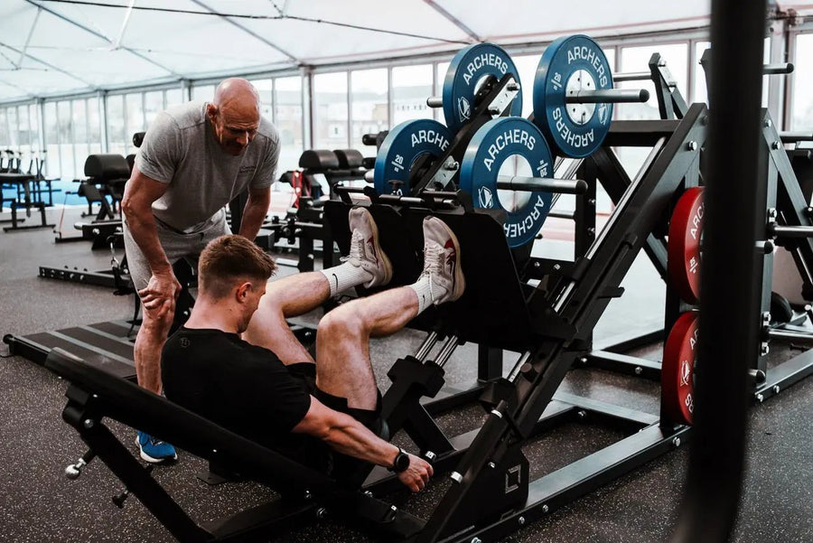 Leg Press Machine Buying Guide: What to Look For in a Bilateral or Unilateral Setup - BLK BOX