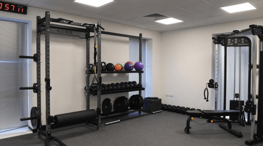 Lewin Sports Injury Clinic, East London - BLK BOX