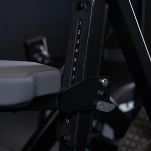Plate Loaded Row