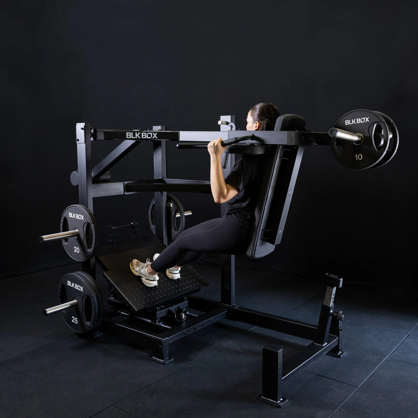 Plate Loaded Pendulum Squat