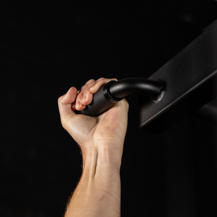 BLK BOX Chin Dip Assist 4