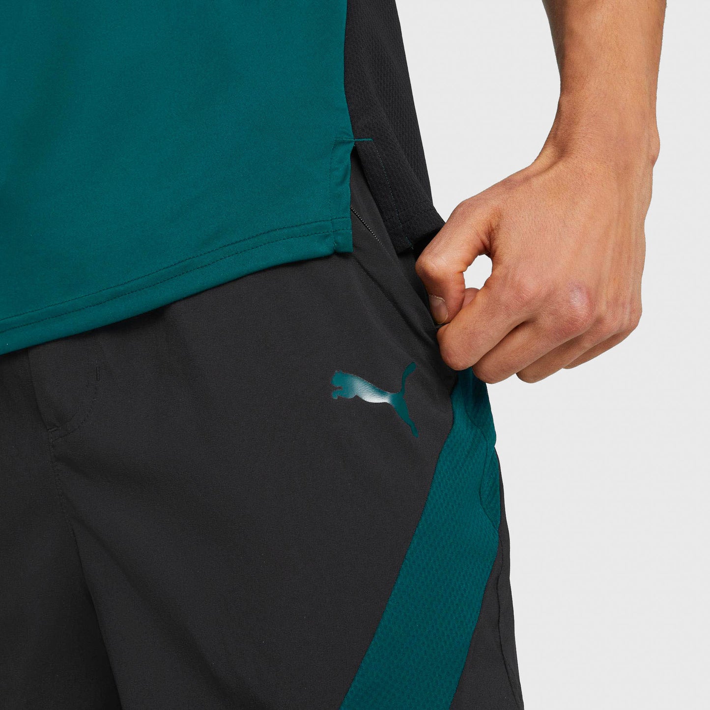 Puma Men's Train Fit Woven 7" Shorts