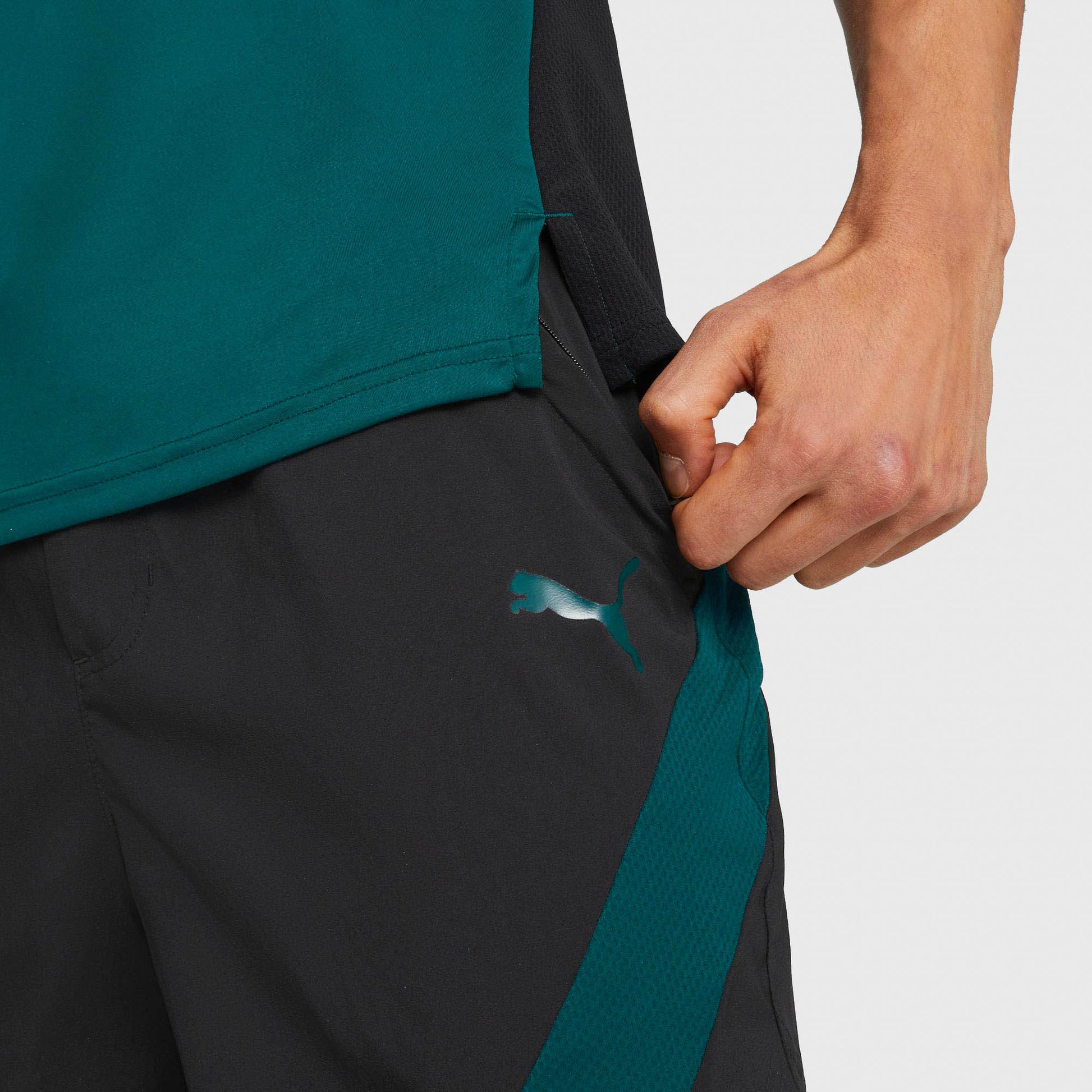 Puma Men's Train Fit Woven 7" Shorts