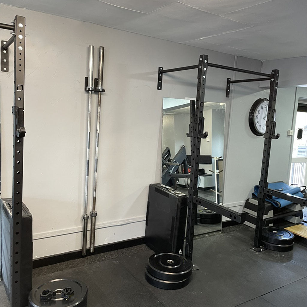 Blackout Wall Mounted Rig - BLK BOX