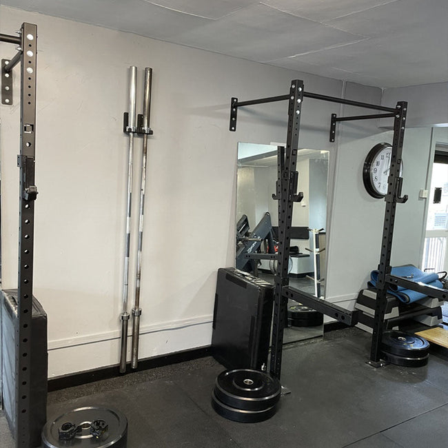 Blackout Wall Mounted Rig - BLK BOX